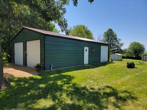 6663 E Flagg Rd, Ashton, IL 61006 photo 4