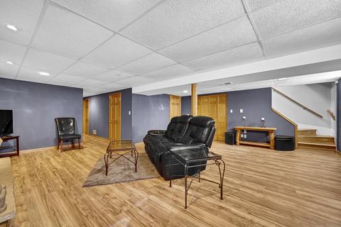 315 E Myrick Ave, Addison, IL 60101 photo 20