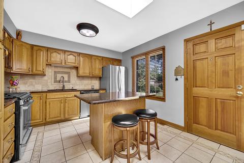 315 E Myrick Ave, Addison, IL 60101 photo 8