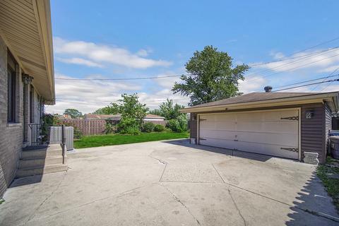315 E Myrick Ave, Addison, IL 60101 photo 21