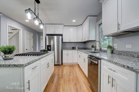 941 Byron Ct, Naperville, IL 60540 photo 17