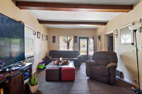348 W Stone St, Kankakee, IL 60901 photo 2