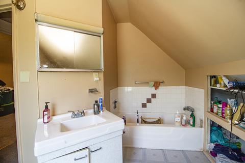 348 W Stone St, Kankakee, IL 60901 photo 8