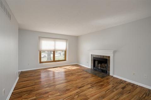 17 Reading Rd, Bloomington, IL 61701 photo 12