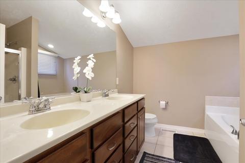 1077 Harmony Way, Normal, IL 61761 photo 25