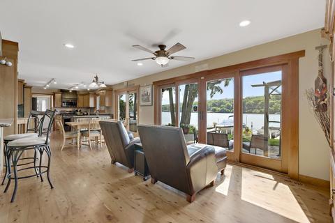 515 N Harrison St, Algonquin, IL 60102 photo 6