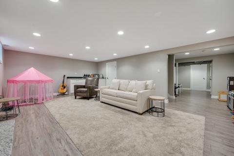 28 Briar Rd, Golf, IL 60029 photo 22
