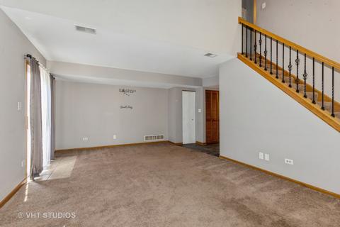 1402 Berta Dr, Crest Hill, IL 60403 photo 3