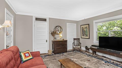 1502 Davis St, Evanston, IL 60201 photo 18