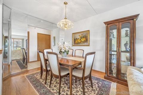 455 W Front St #409, Wheaton, IL 60187 photo 7