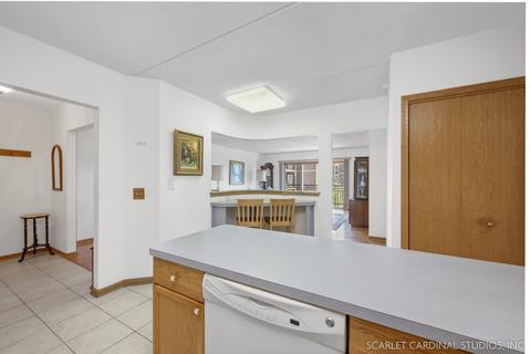 455 W Front St #409, Wheaton, IL 60187 photo 9