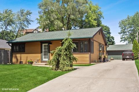 3004 Martin Dr, Rolling Meadows, IL 60008 photo 1
