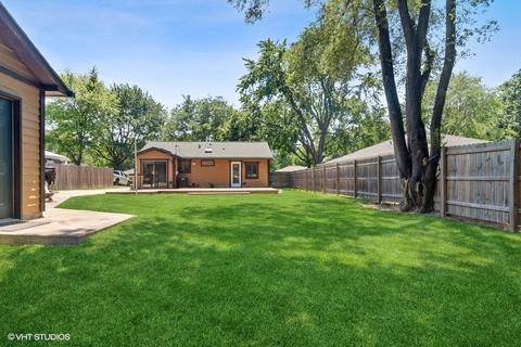 3004 Martin Dr, Rolling Meadows, IL 60008 photo 9