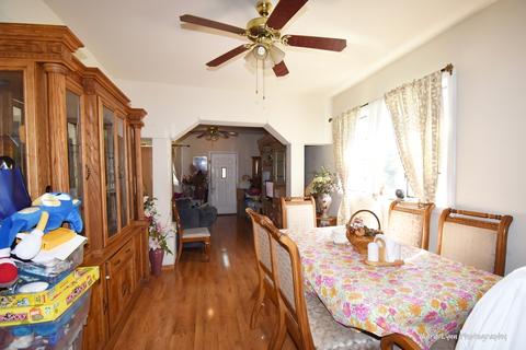 736 Superior St, Aurora, IL 60505 photo 3