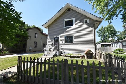 736 Superior St, Aurora, IL 60505 photo 1