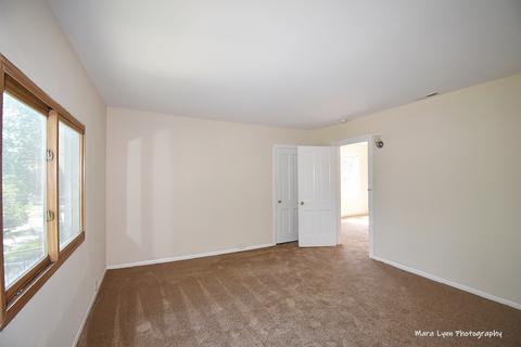 736 Superior St, Aurora, IL 60505 photo 16