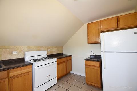 736 Superior St, Aurora, IL 60505 photo 14