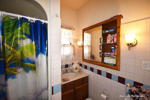 736 Superior St, Aurora, IL 60505 photo 9
