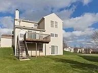 3003 Arbor Dr, Mchenry, IL 60050 photo 2