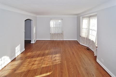 42 Northgate Rd, Riverside, IL 60546 photo 2