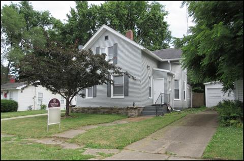816 W Macarthur Ave, Bloomington, IL 61701 photo 1