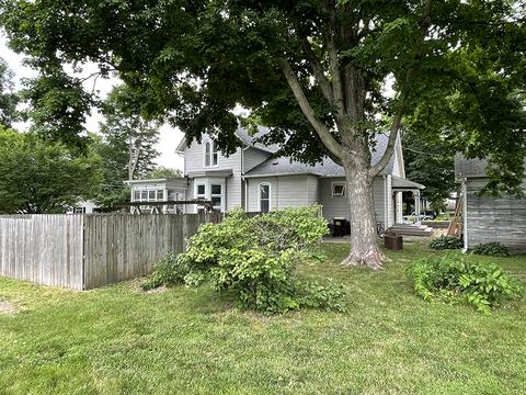 310 W Wall St, Morrison, IL 61270 photo 12