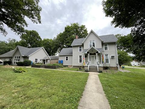 310 W Wall St, Morrison, IL 61270 photo 1