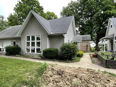 310 W Wall St, Morrison, IL 61270 photo 7