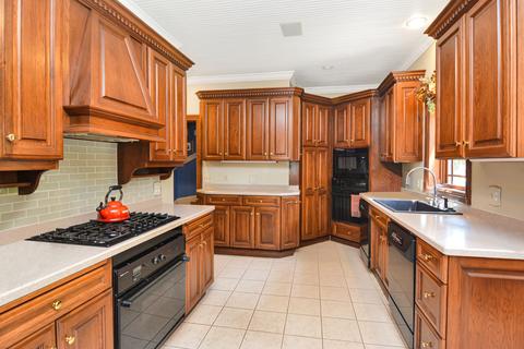 1121 E Monroe St, Bloomington, IL 61701 photo 12