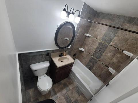 760 Milton Ln, Hoffman Estates, IL 60169 photo 19