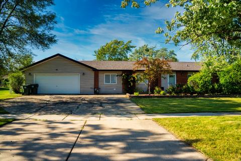 760 Milton Ln, Hoffman Estates, IL 60169 photo 1