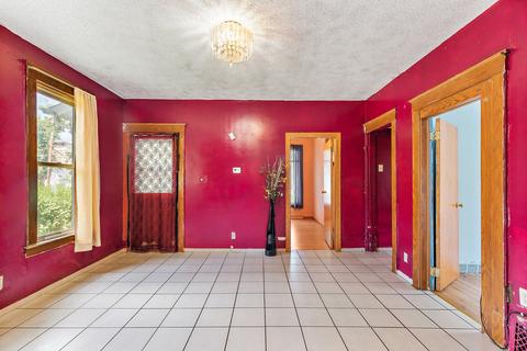 40 N Union St, Elgin, IL 60123 photo 7