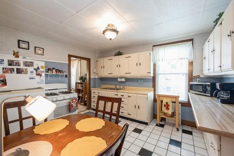 4036 Amelia Ave, Lyons, IL 60534 photo 5