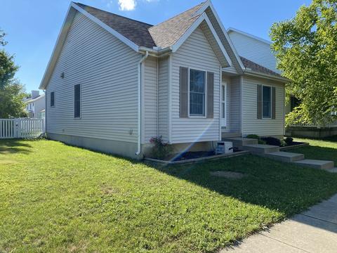 1307 Ogelthorpe Ave, Normal, IL 61761 photo 2