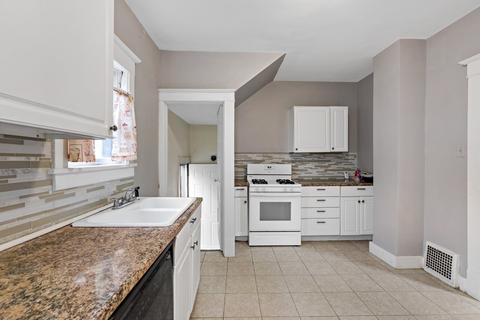 606 S Elm Ave, Kankakee, IL 60901 photo 4