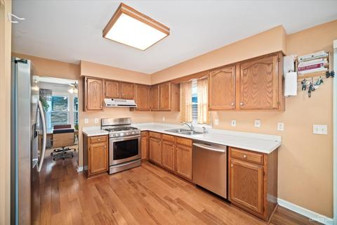 1098 Almond Dr, Aurora, IL 60506 photo 6