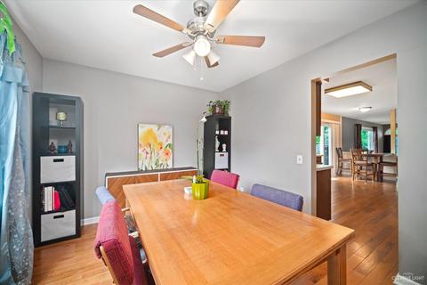 1098 Almond Dr, Aurora, IL 60506 photo 4