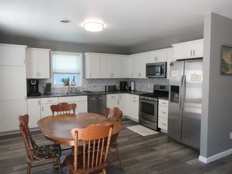 2209 E 23rd St, Sterling, IL 61081 photo 3