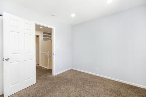 1197 Old Timber Ct, Hoffman Estates, IL 60192 photo 18