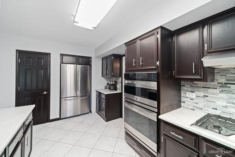 5 N885 Dunham Cir, Wayne, IL 60184 photo 12