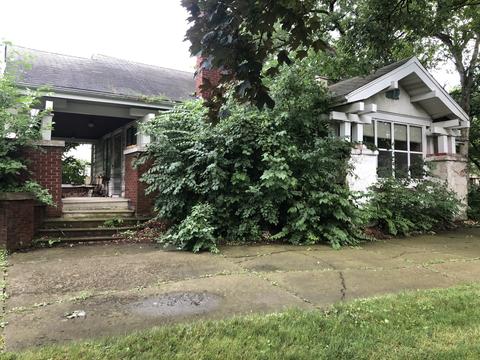 34 E Logan St, Lemont, IL 60439 photo 3