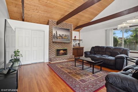 360 Apache Ln, Hoffman Estates, IL 60169 photo 11