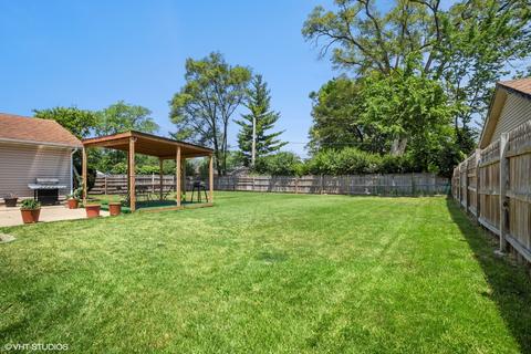 360 Apache Ln, Hoffman Estates, IL 60169 photo 20