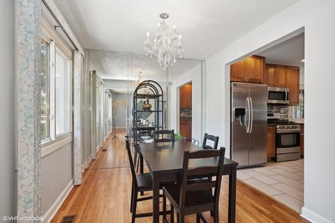 360 Apache Ln, Hoffman Estates, IL 60169 photo 8
