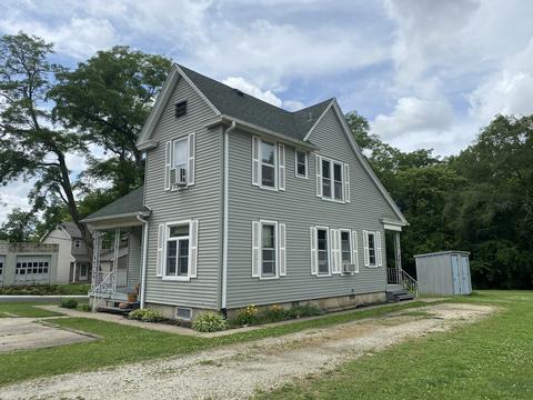 1202 Chambers Ave, Peru, IL 61354 photo 2