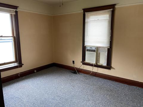 1202 Chambers Ave, Peru, IL 61354 photo 5
