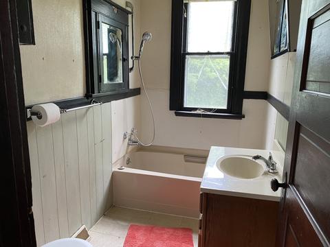 1202 Chambers Ave, Peru, IL 61354 photo 9