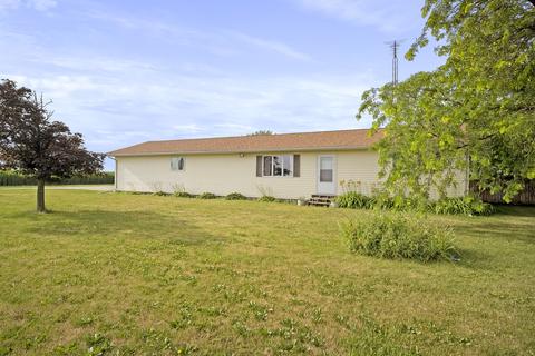 17374 W Route 17, Reddick, IL 60961 photo 2