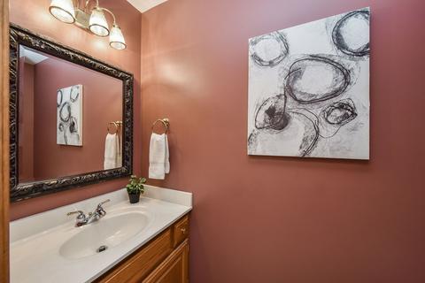 695 Brooklyn Dr, Aurora, IL 60502 photo 14