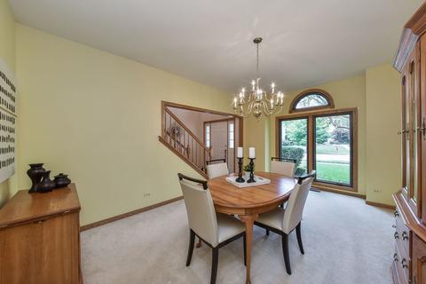 695 Brooklyn Dr, Aurora, IL 60502 photo 3